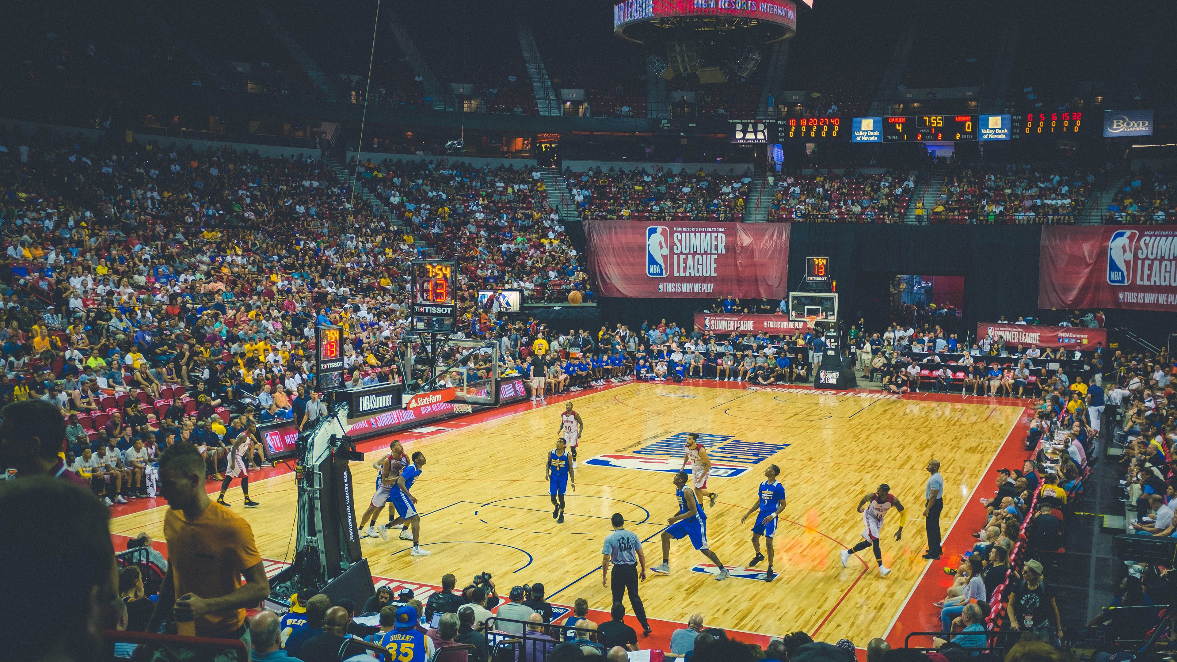 武切维奇一柱擎天,广东王朝的黄昏在火箭轰鸣中降临