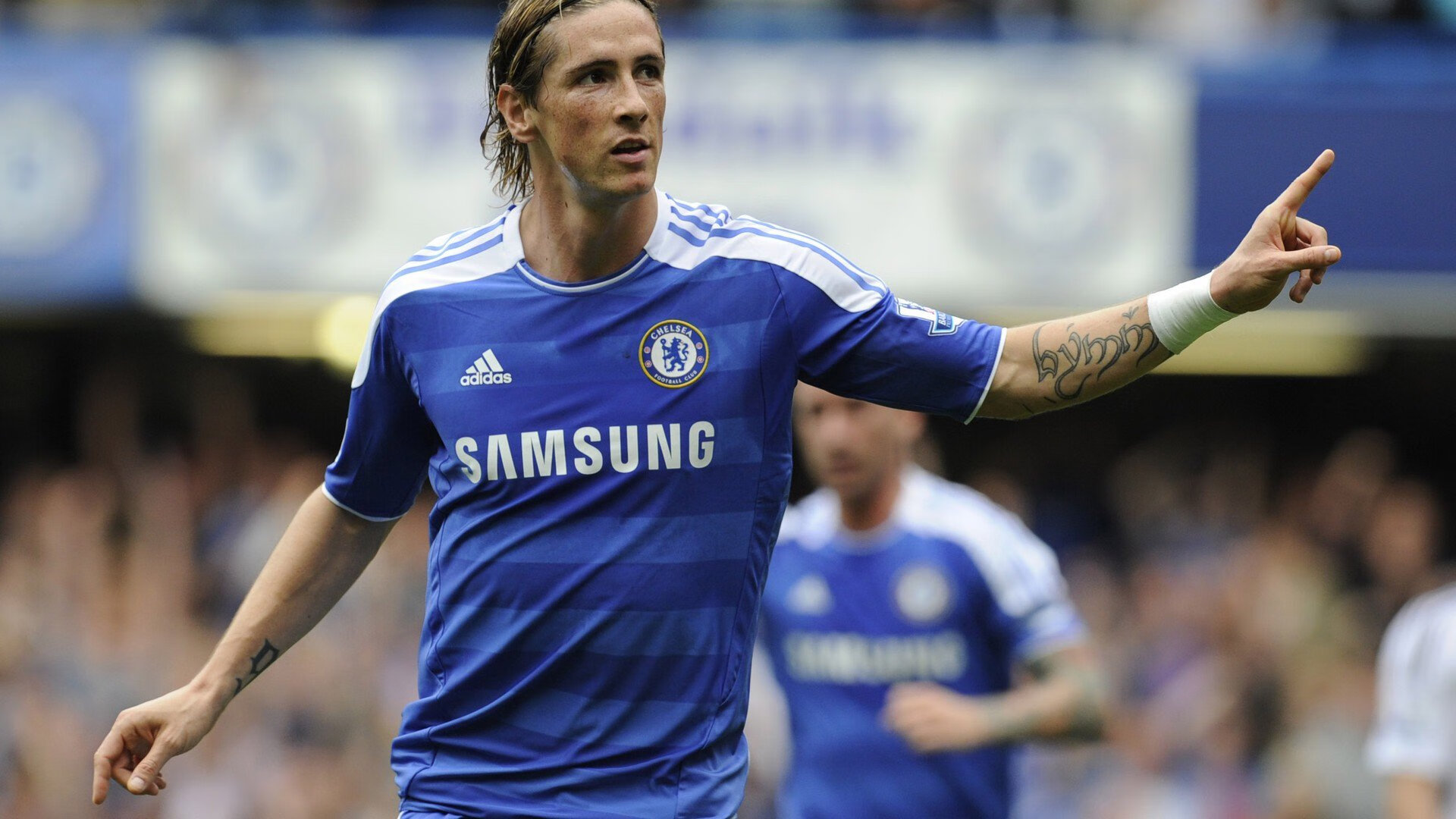 德甲争冠战，当足球战术的厄瓜多尔式压制成为破局密码